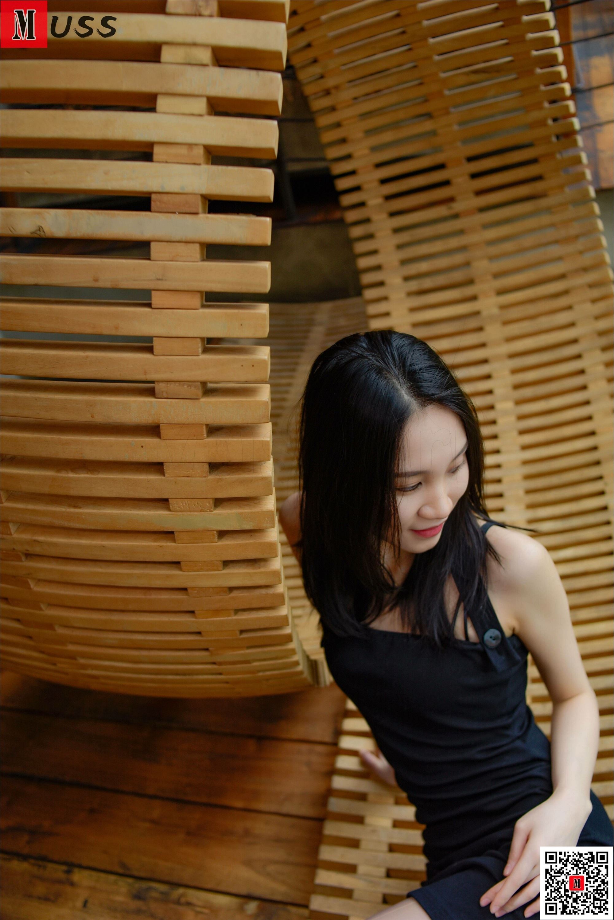 MussGirl慕丝女郎  NO.186 黑色连衣裙肉丝